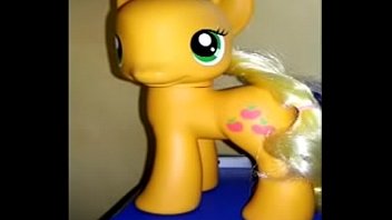 Cum in the Apple Jack pony