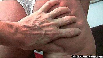 Hairy granny pussies that need a good rubbing