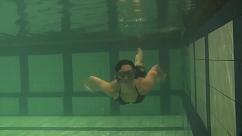 Swimming pool babe Kristina strips nude