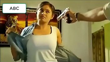 Tamil actress hot boobs showing