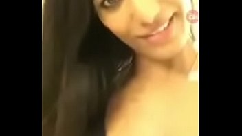 Poonam Pandey shows her nipple on Instagram live video.MP4