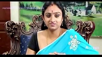 Telugu character actress Waheeda in anagarikam