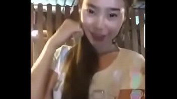 BIGO LIVE ! สาวน่ารัก ยั่วได้ใจ ทั้งบีบทั้งกำ เต็มมือดีจริงๆ